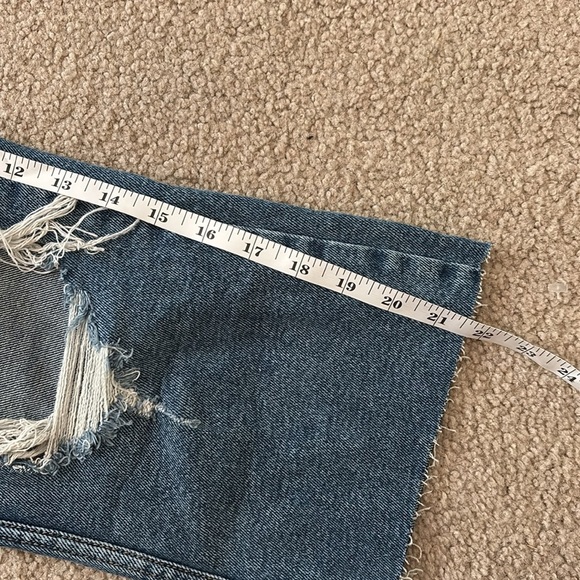 Good American Blue Distressed Flare cropped jeans size 15 - Picture 5 of 6